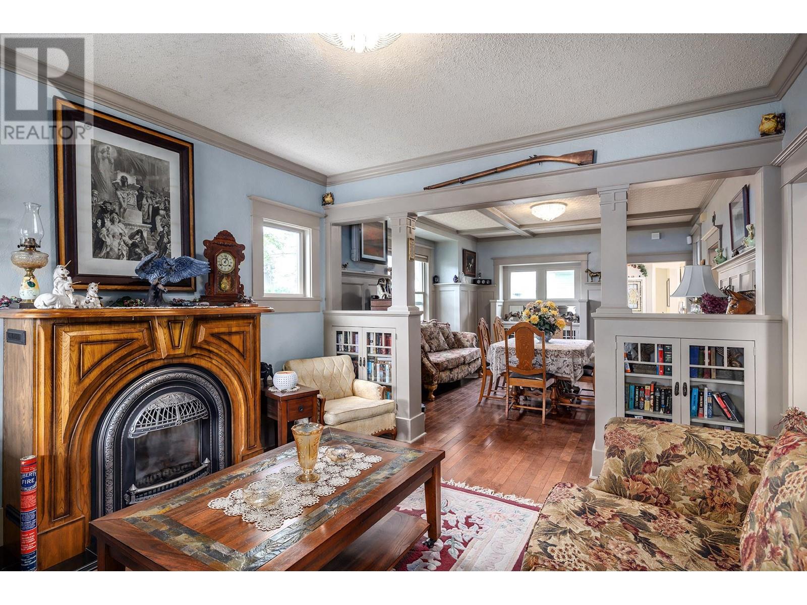  1024 Rutland Road, Kelowna