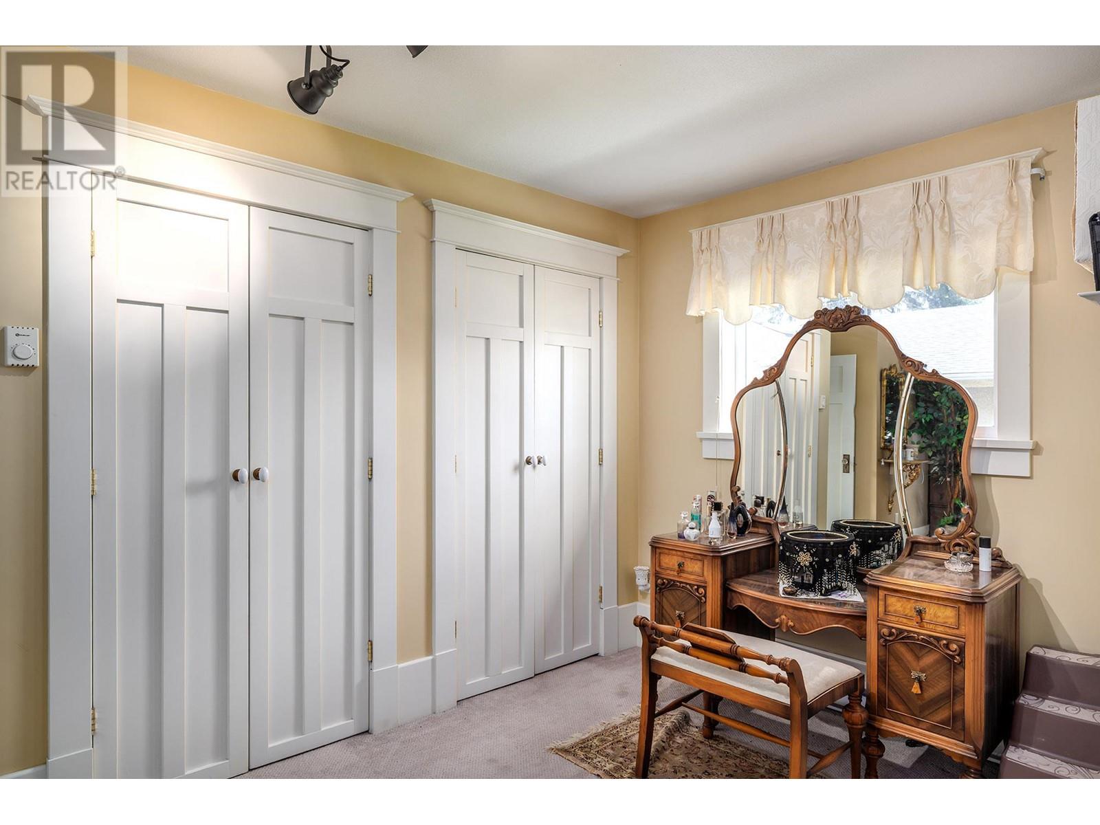  1024 Rutland Road, Kelowna
