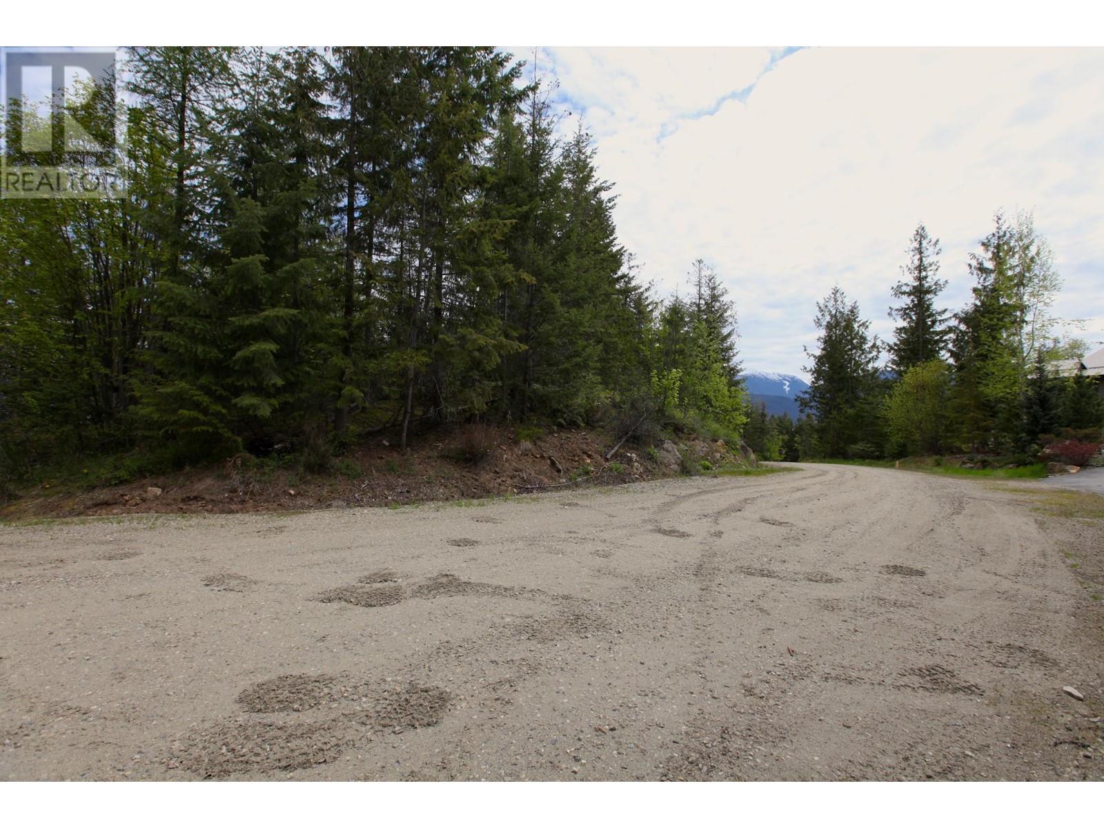 434 LEXINGTON AVENUE - 32