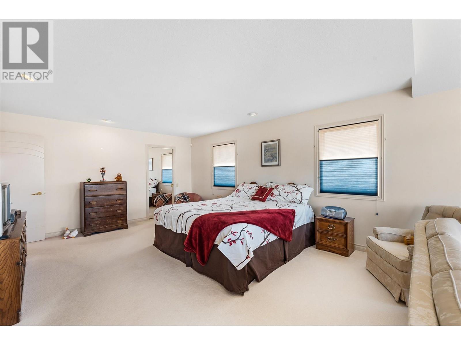  307 Sandpiper Court, Kelowna
