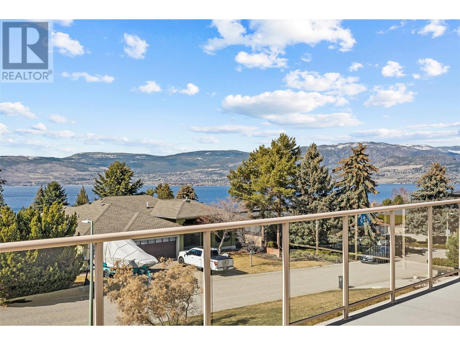  307 Sandpiper Court, Kelowna