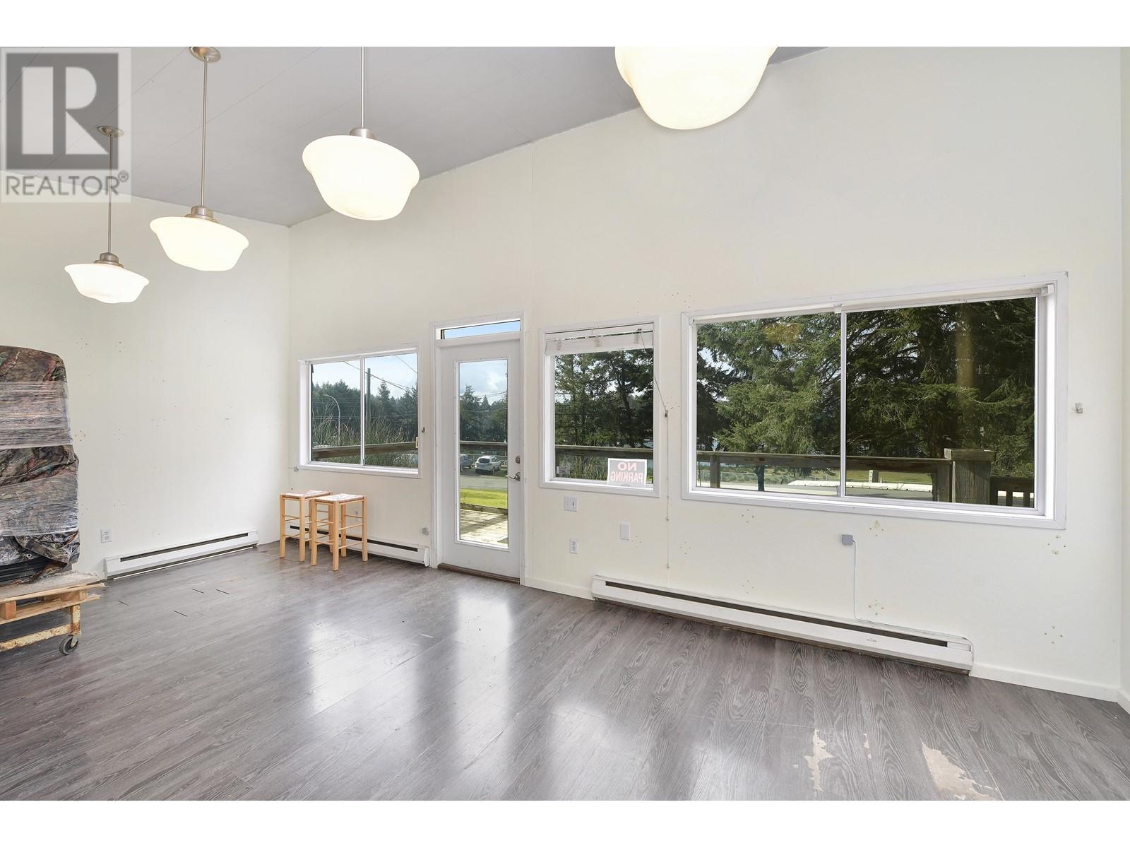 492 DALTON DRIVE, Mayne Island