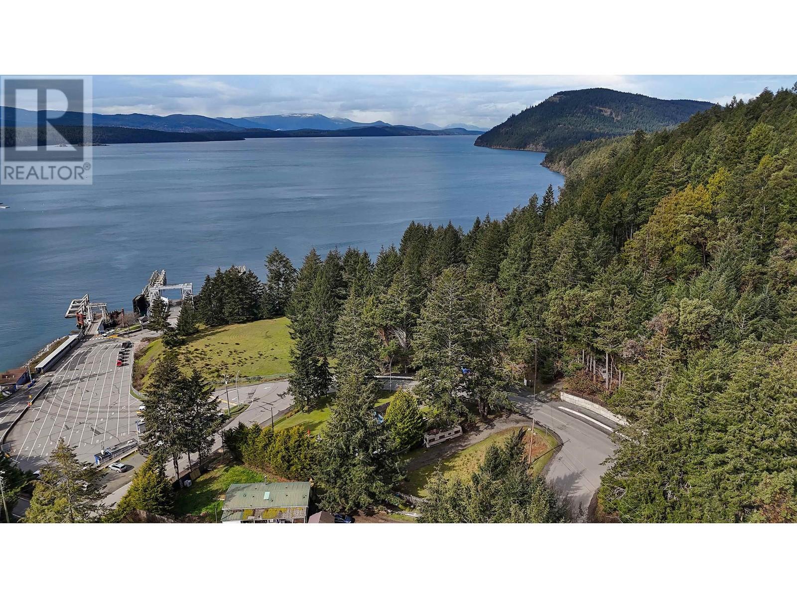 492 DALTON DRIVE, Mayne Island