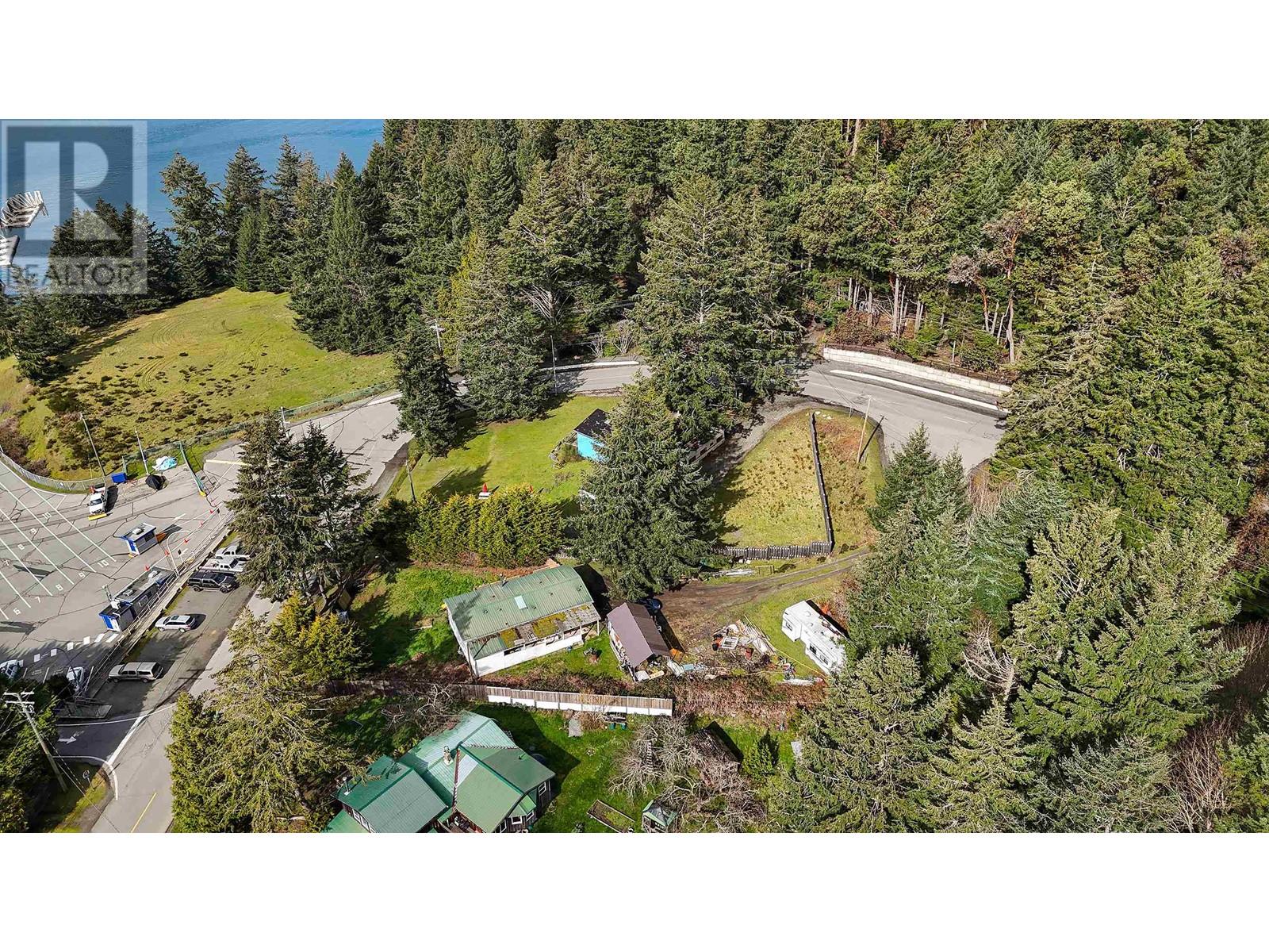 492 DALTON DRIVE, Mayne Island