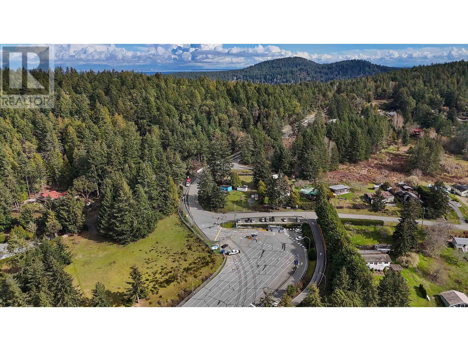 492 DALTON DRIVE, Mayne Island