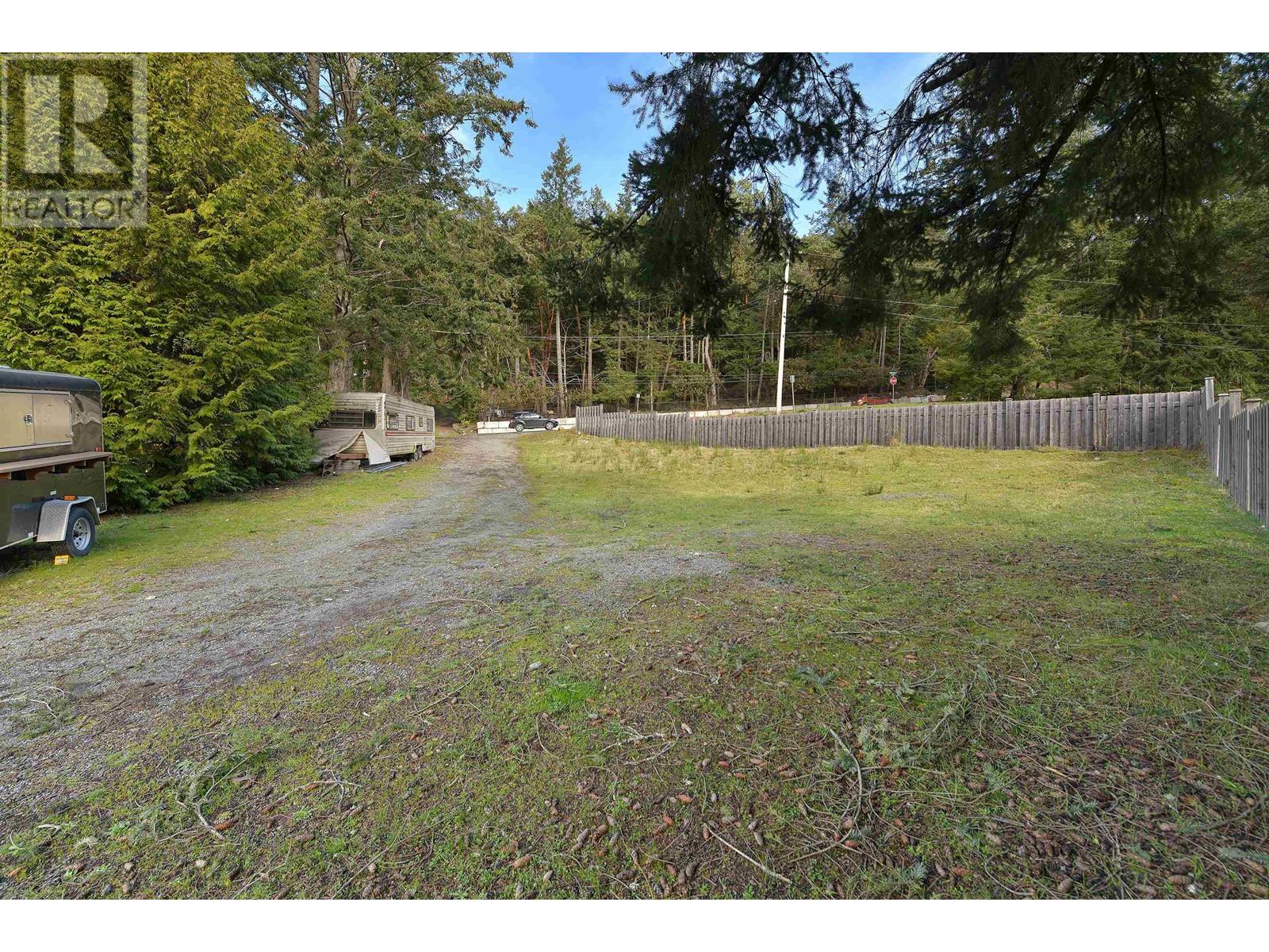 492 DALTON DRIVE, Mayne Island