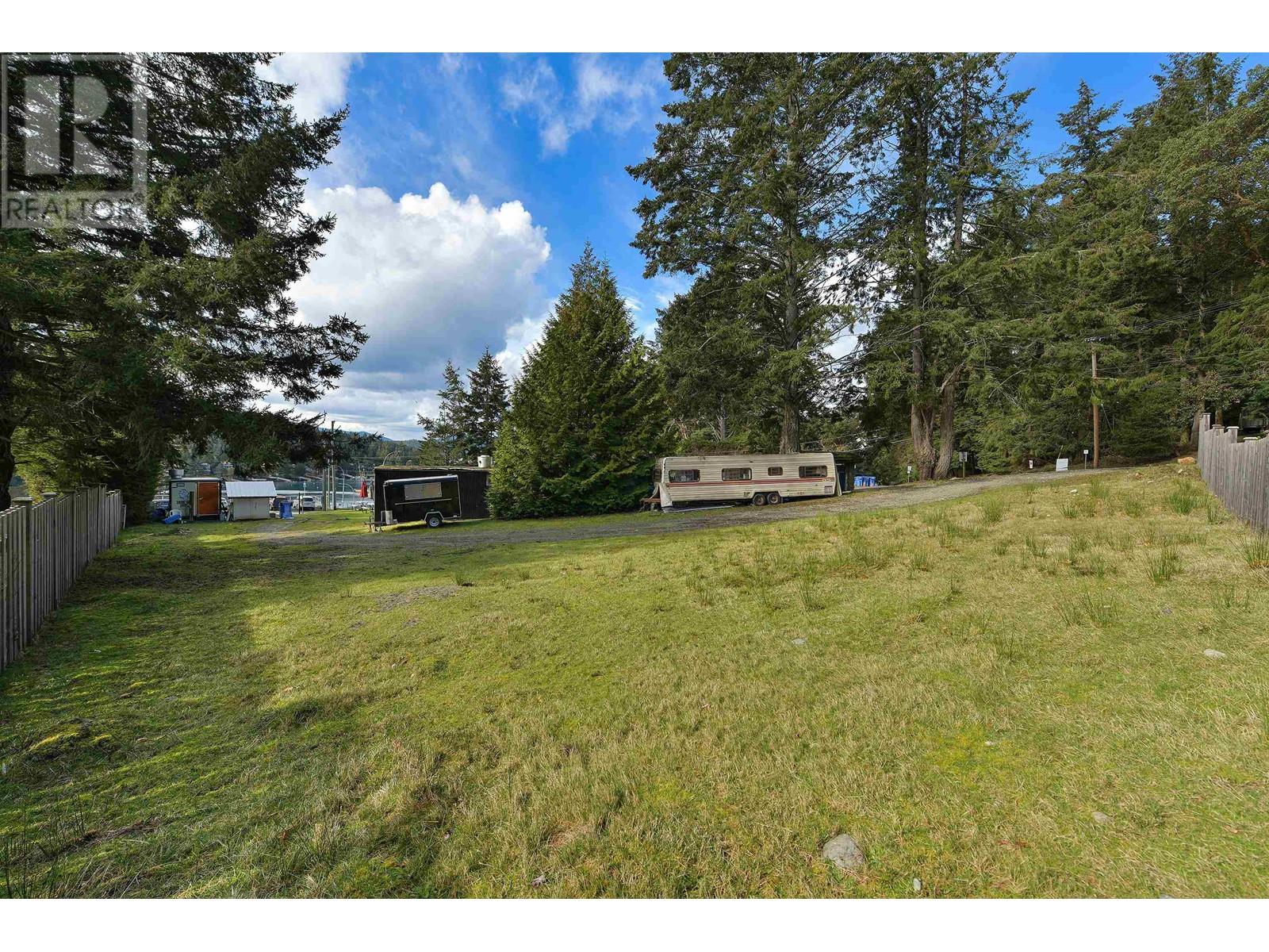 492 DALTON DRIVE, Mayne Island