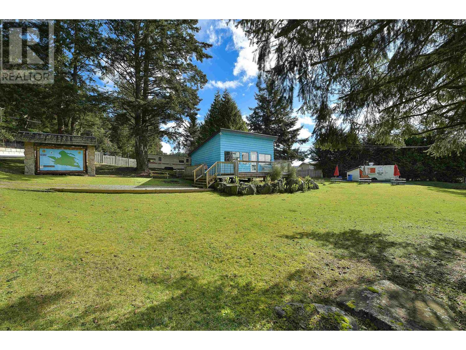 492 DALTON DRIVE, Mayne Island