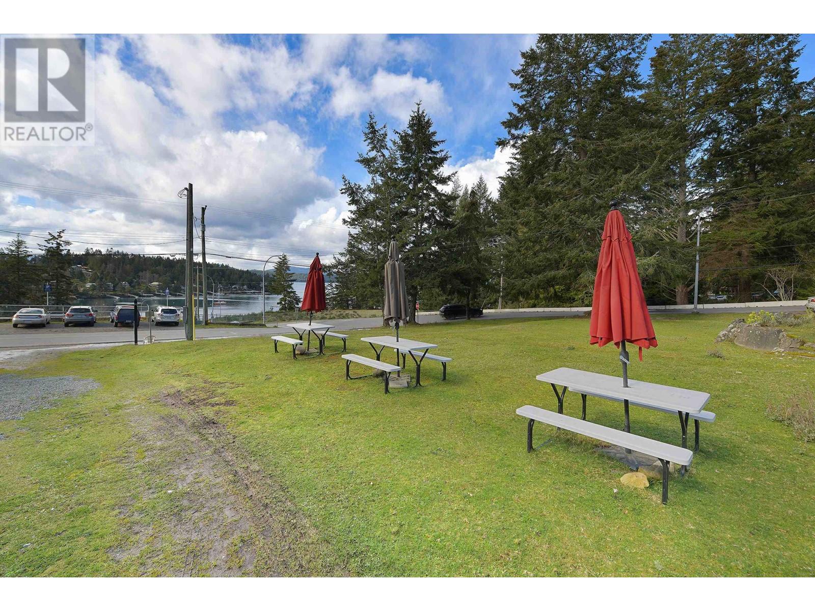 492 DALTON DRIVE, Mayne Island