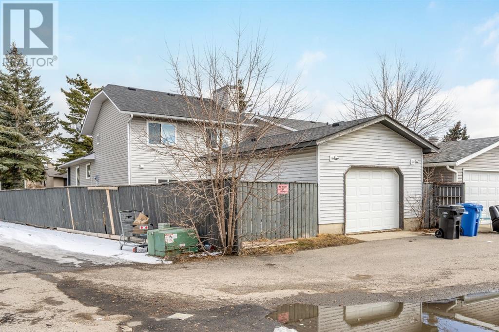 Single Family House 4 Level for Sale in  Taraglen Road NE Taradale Calgary 