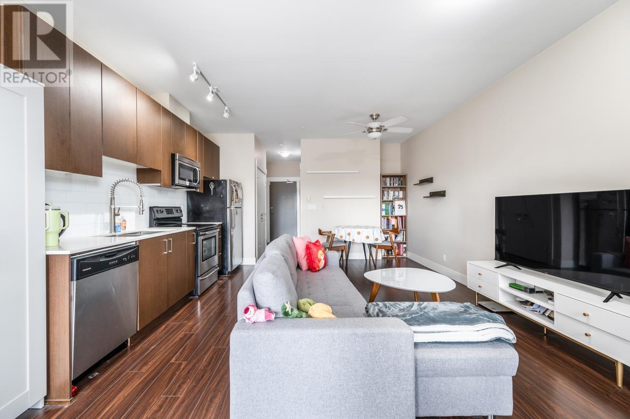305 2351 KELLY AVENUE, Port Coquitlam real estate listing R2981036