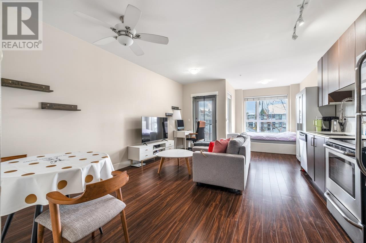 305 2351 KELLY AVENUE, Port Coquitlam real estate listing R2981036