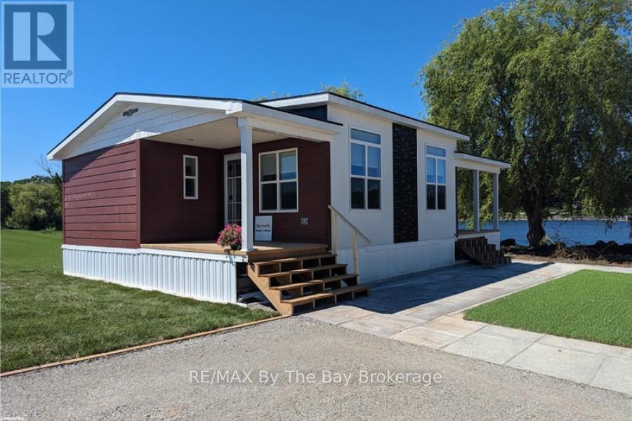 Photo 1 of 47 3282 Ogdens Beach Road, Midland ON