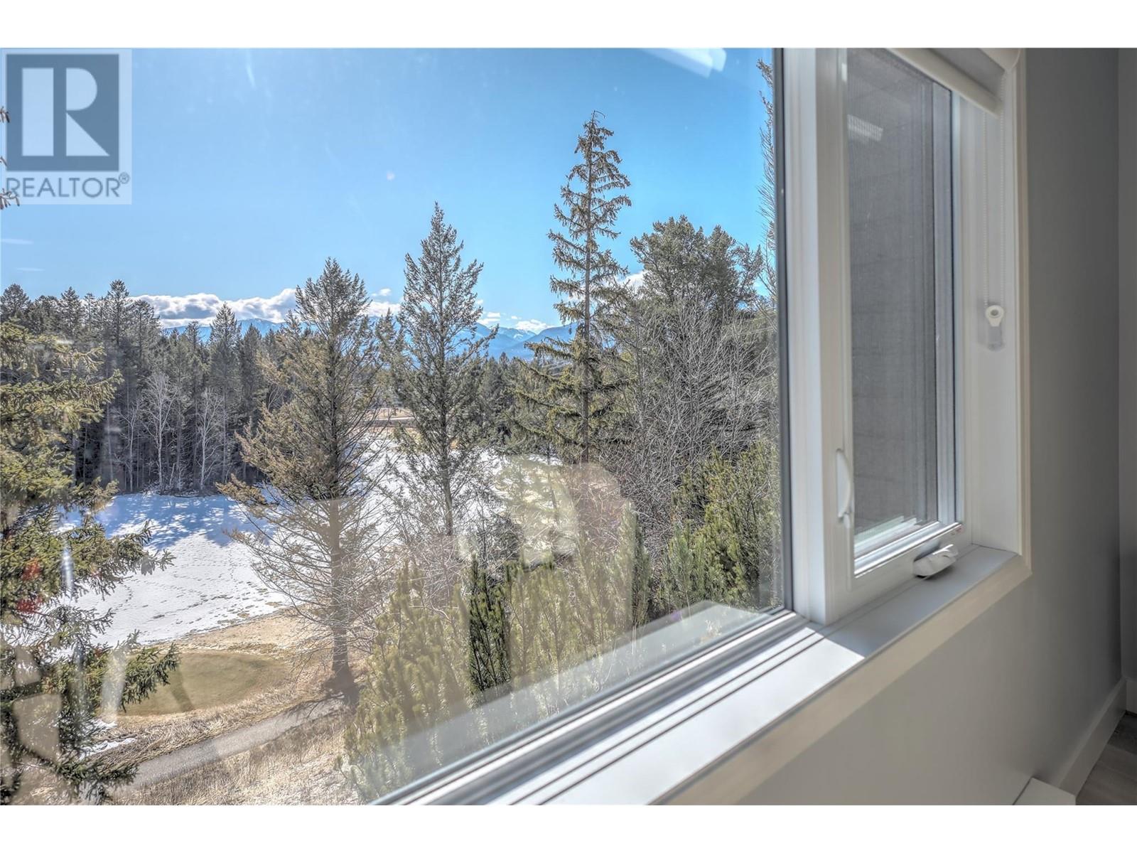 #9 8040 RADIUM GOLF COURSE ROAD - Image 20
