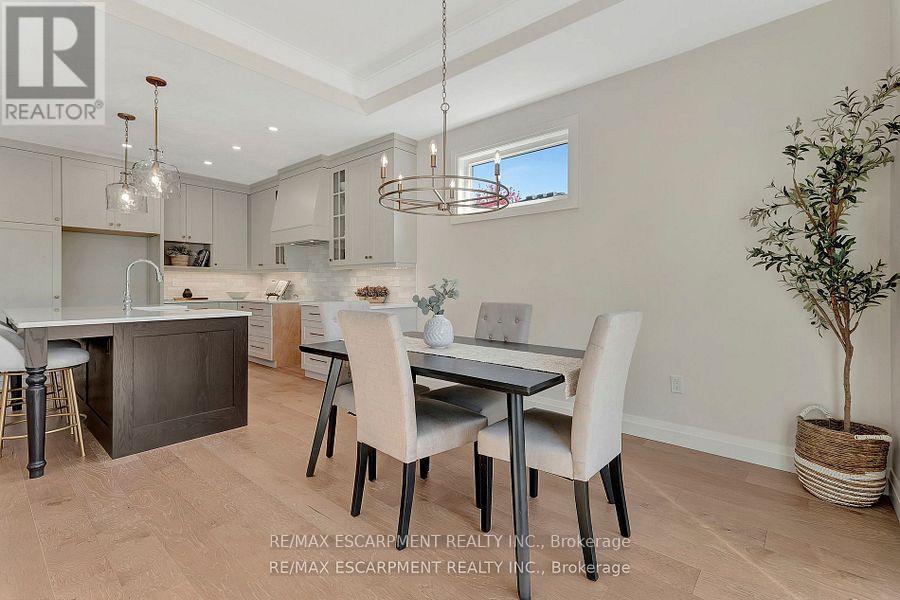 Photo 15 of 605 St Andrew Street, Norfolk ON