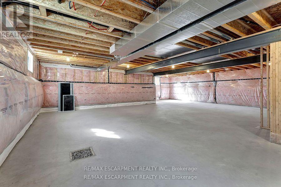 Photo 23 of 605 St Andrew Street, Norfolk ON