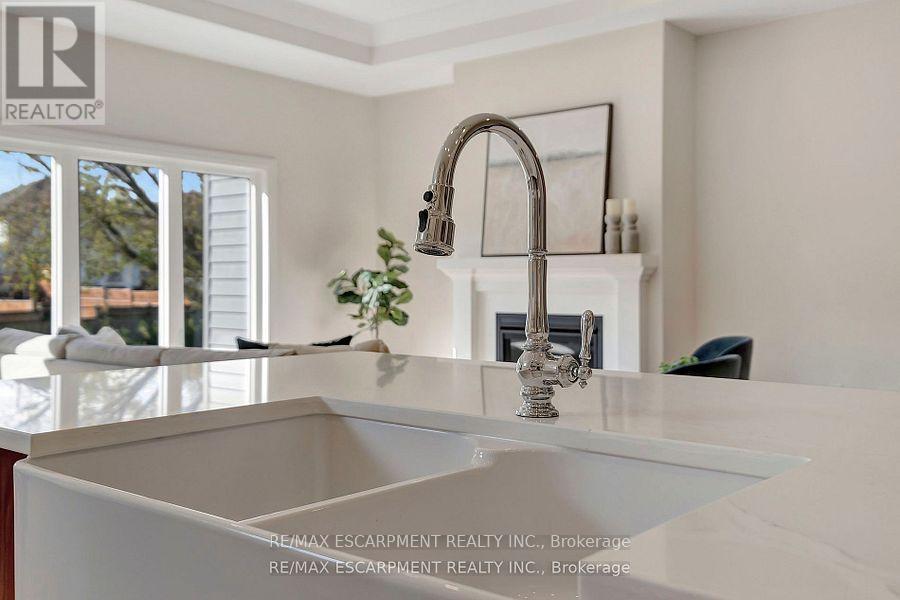 Photo 7 of 605 St Andrew Street, Norfolk ON