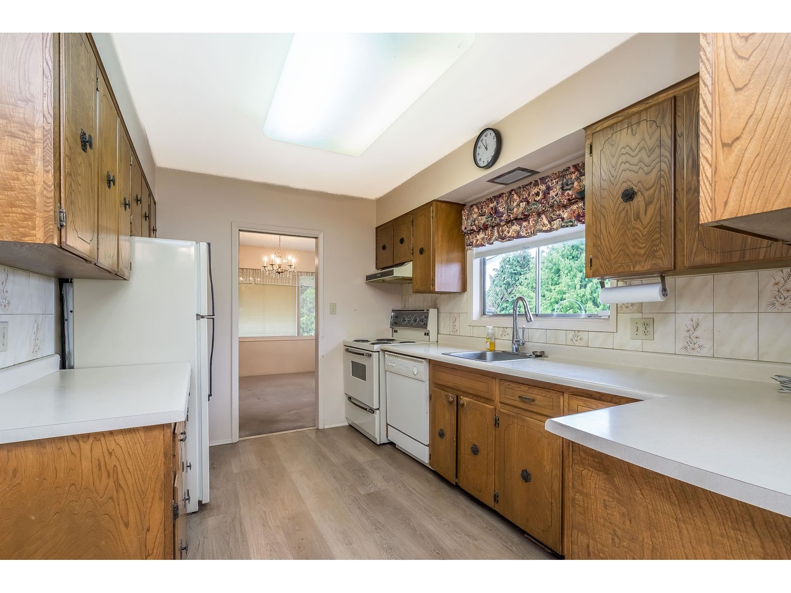 Photo 18 of 12995 110 Avenue, Surrey BC