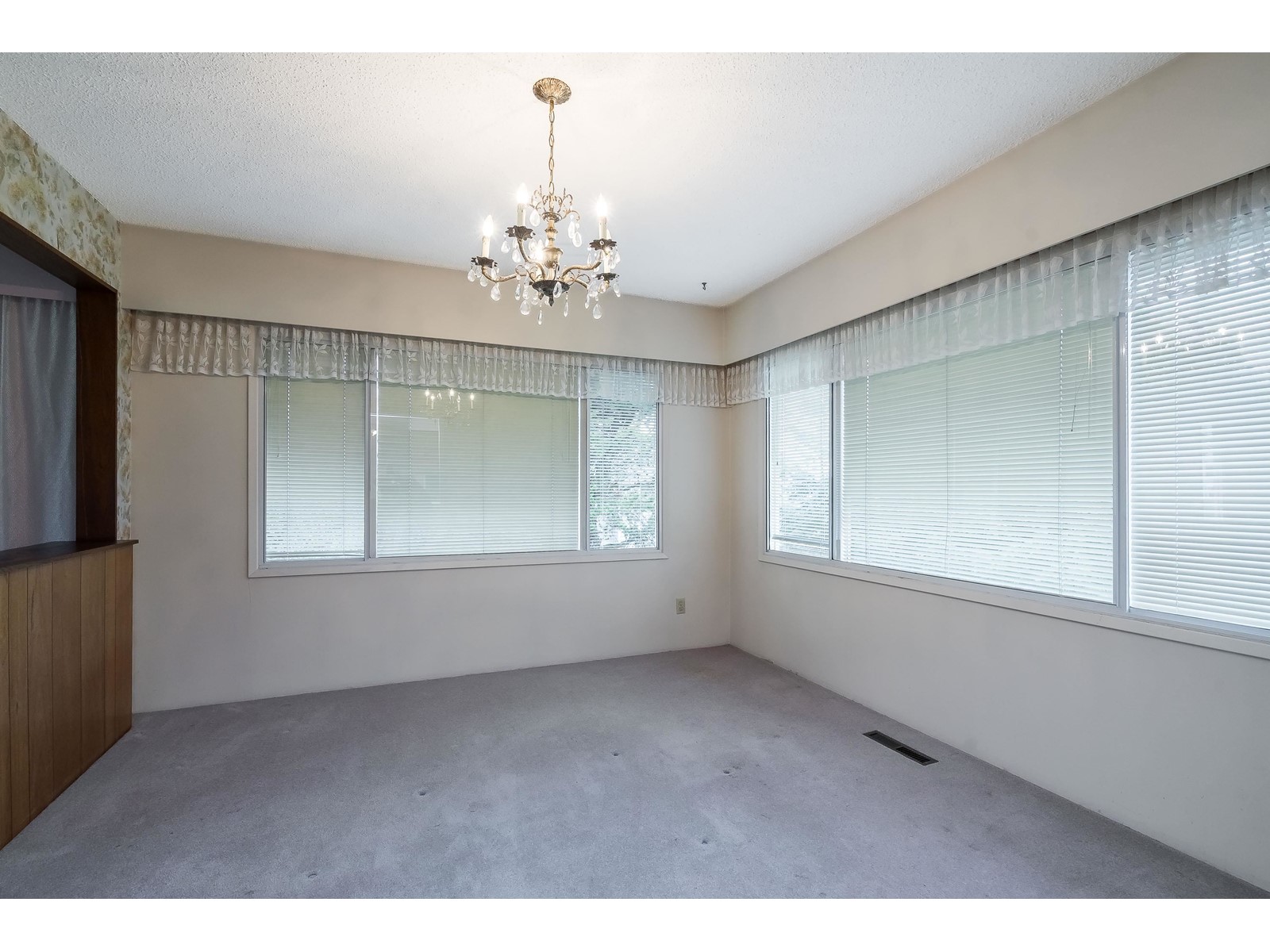 Photo 12 of 12995 110 Avenue, Surrey BC