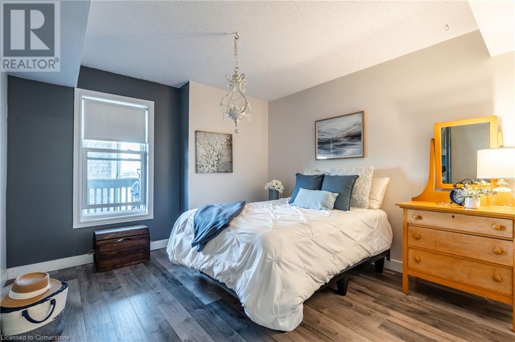 Photo 11 of 2040 Cleaver Avenue Unit 318, Burlington ON
