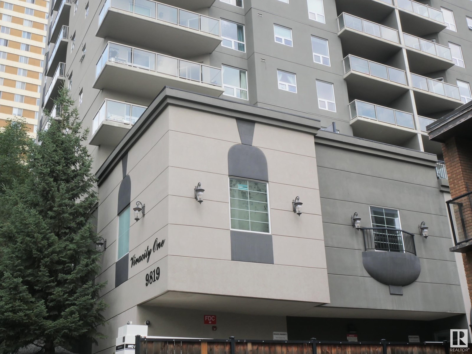 #103 9819 104 ST NW - 1