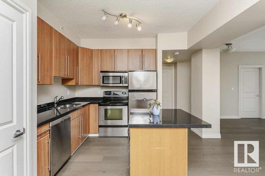 #103 9819 104 ST NW - 11