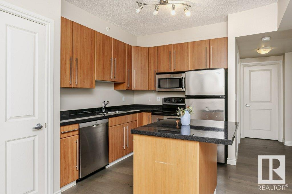 #103 9819 104 ST NW - 13