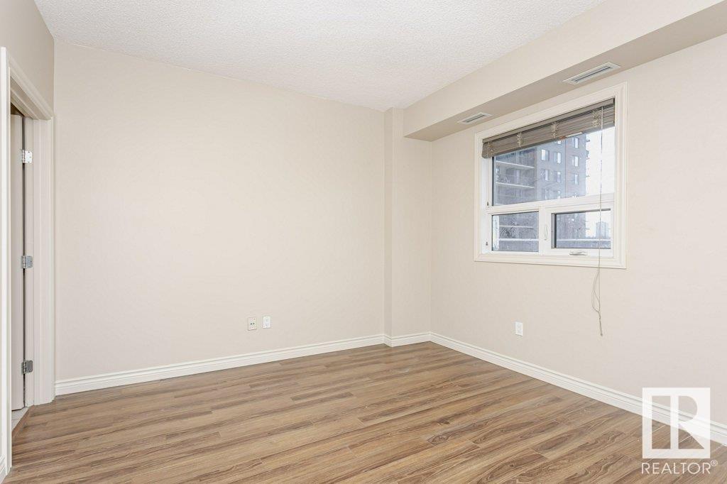 #103 9819 104 ST NW - 24