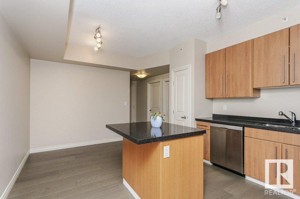 #103 9819 104 ST NW - 9