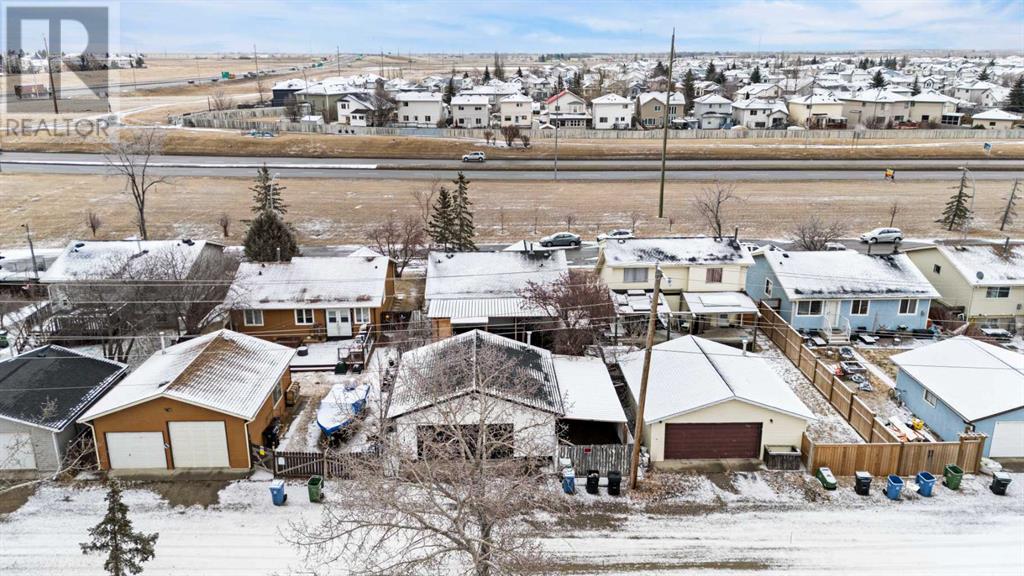 Single Family House Bungalow for Sale in  Templeby Road NE Temple Calgary 