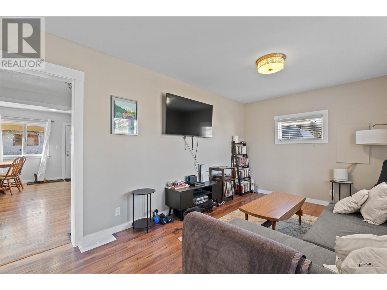  2300 38 Avenue, Vernon