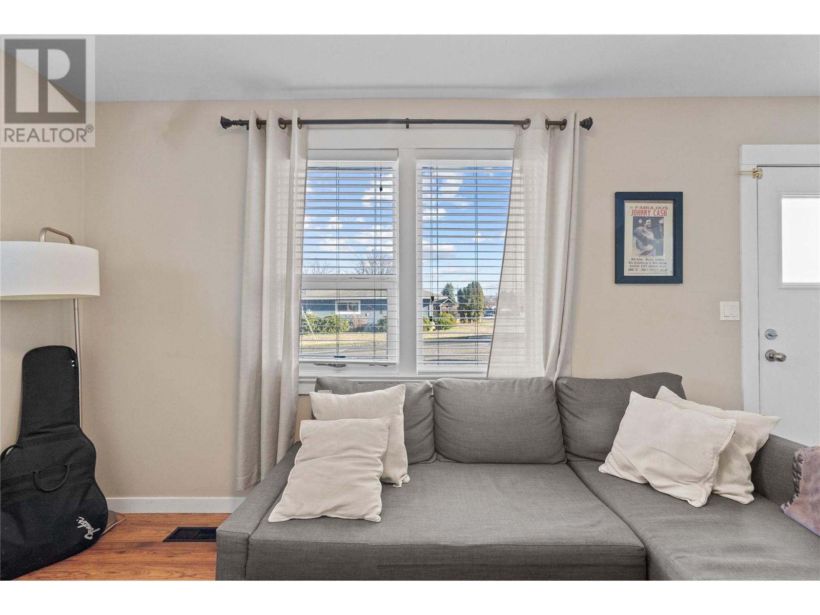  2300 38 Avenue, Vernon