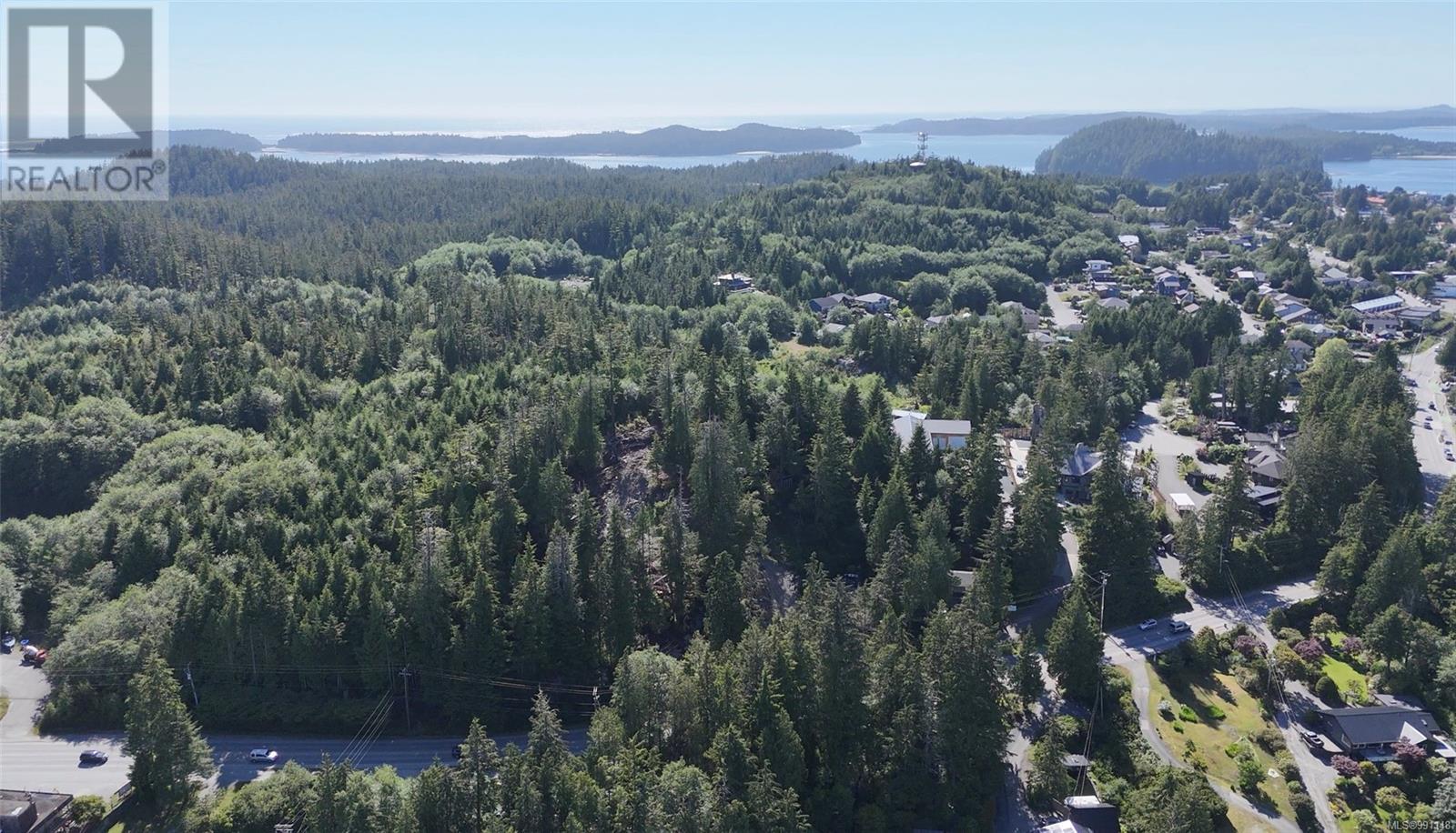  711 & 722 Campbell Street, Tofino