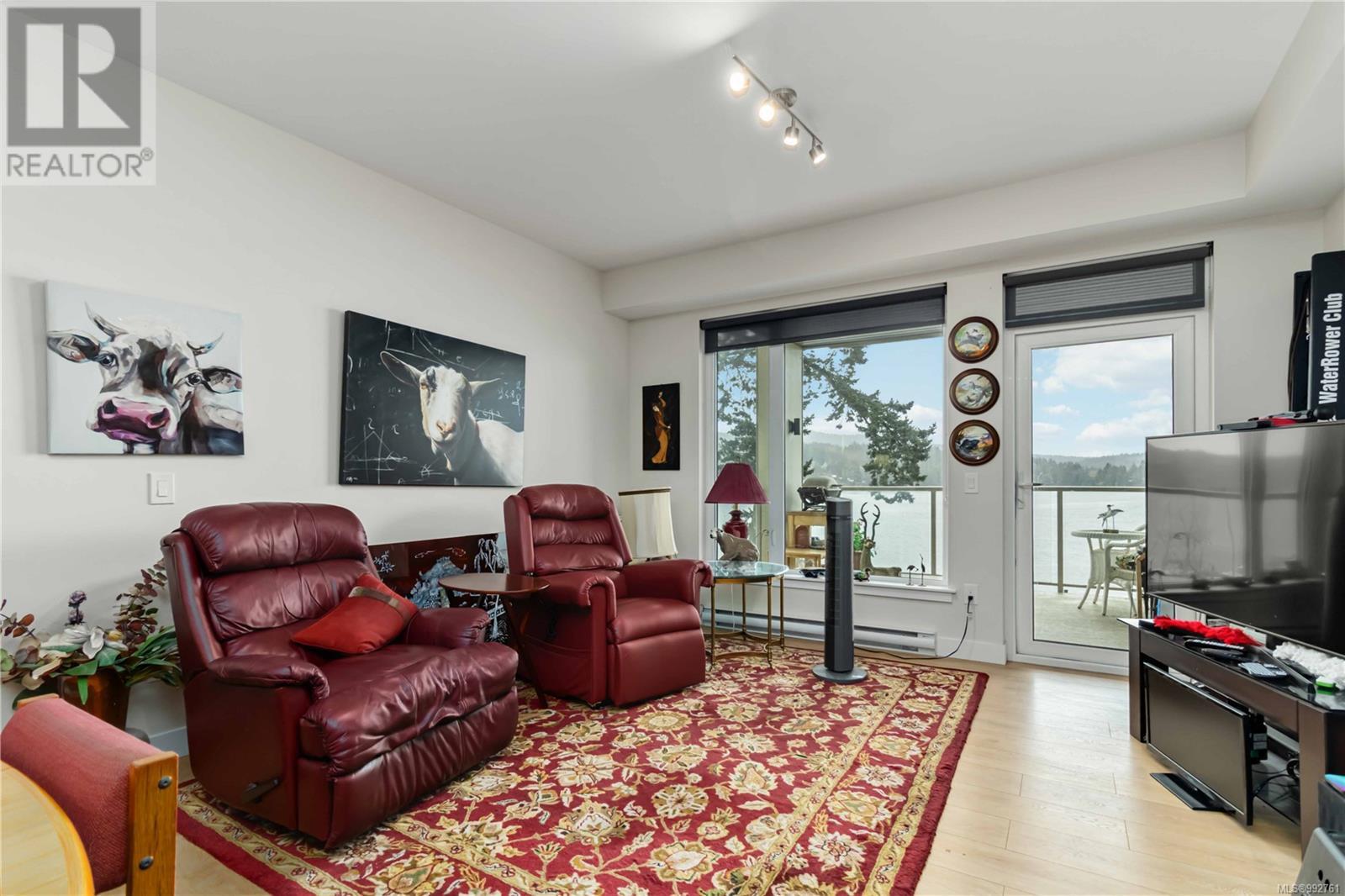 Photo 56 of 203 6609 Goodmere Rd, Sooke BC
