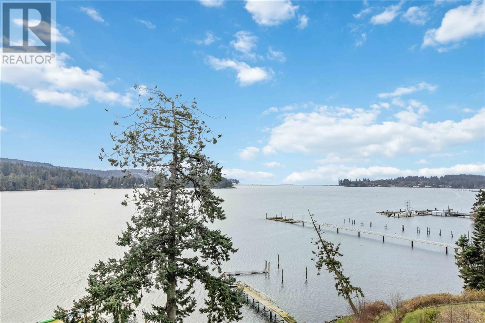Photo 66 of 203 6609 Goodmere Rd, Sooke BC