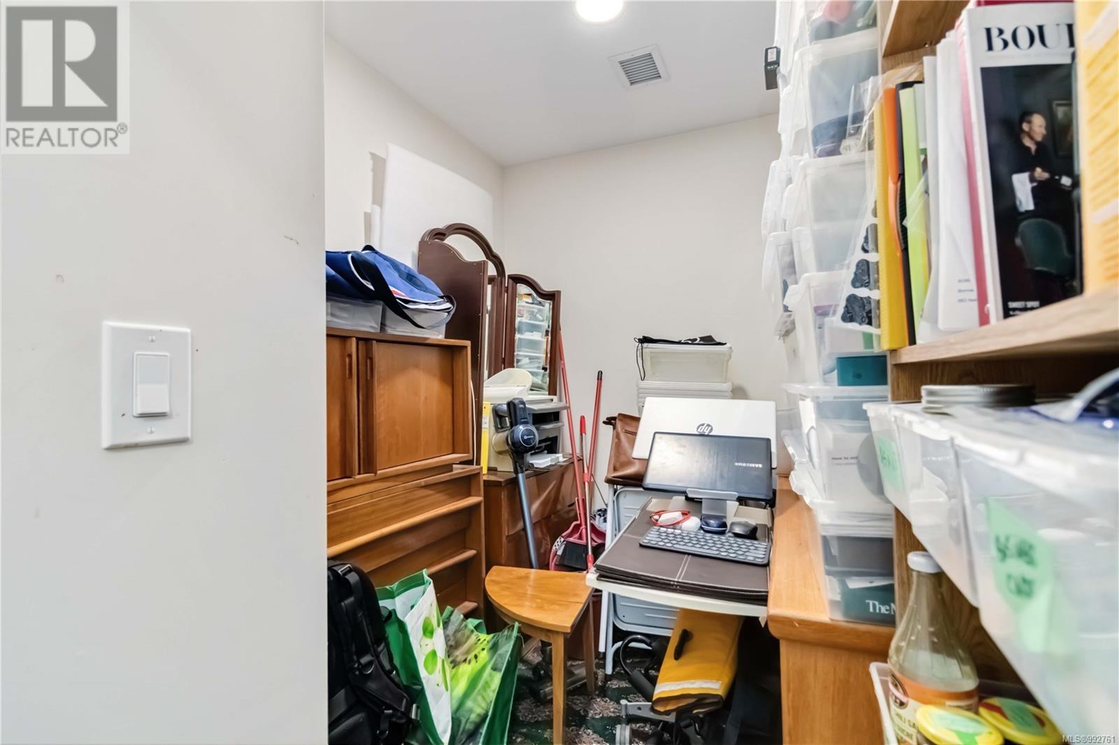 203 6609 Goodmere Road, Sooke
