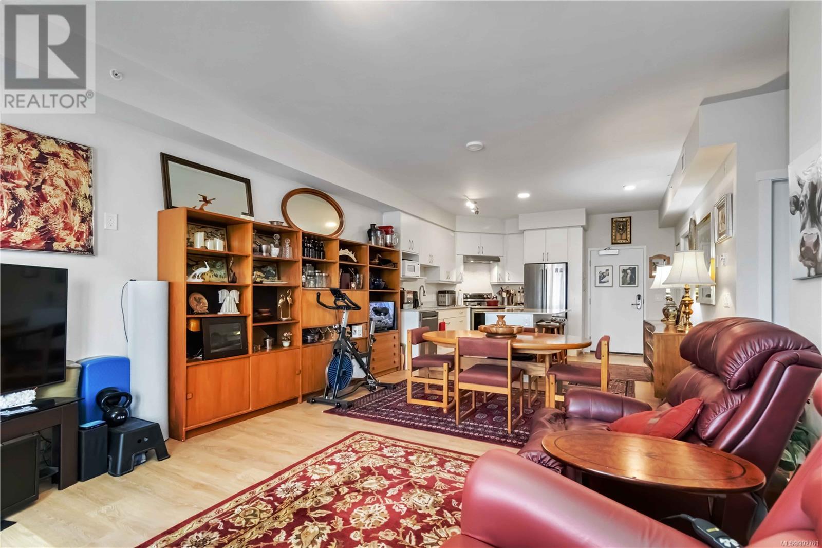 203 6609 Goodmere Road, Sooke