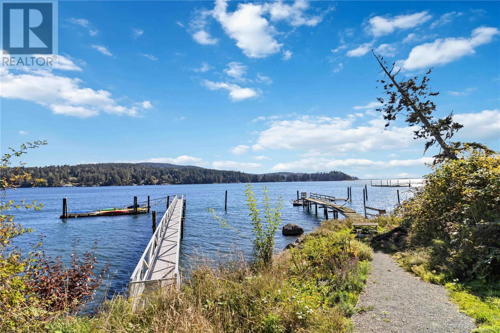 203 6609 Goodmere Road, Sooke