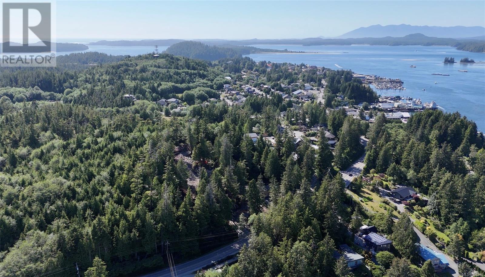 711 & 721 Campbell St, Tofino