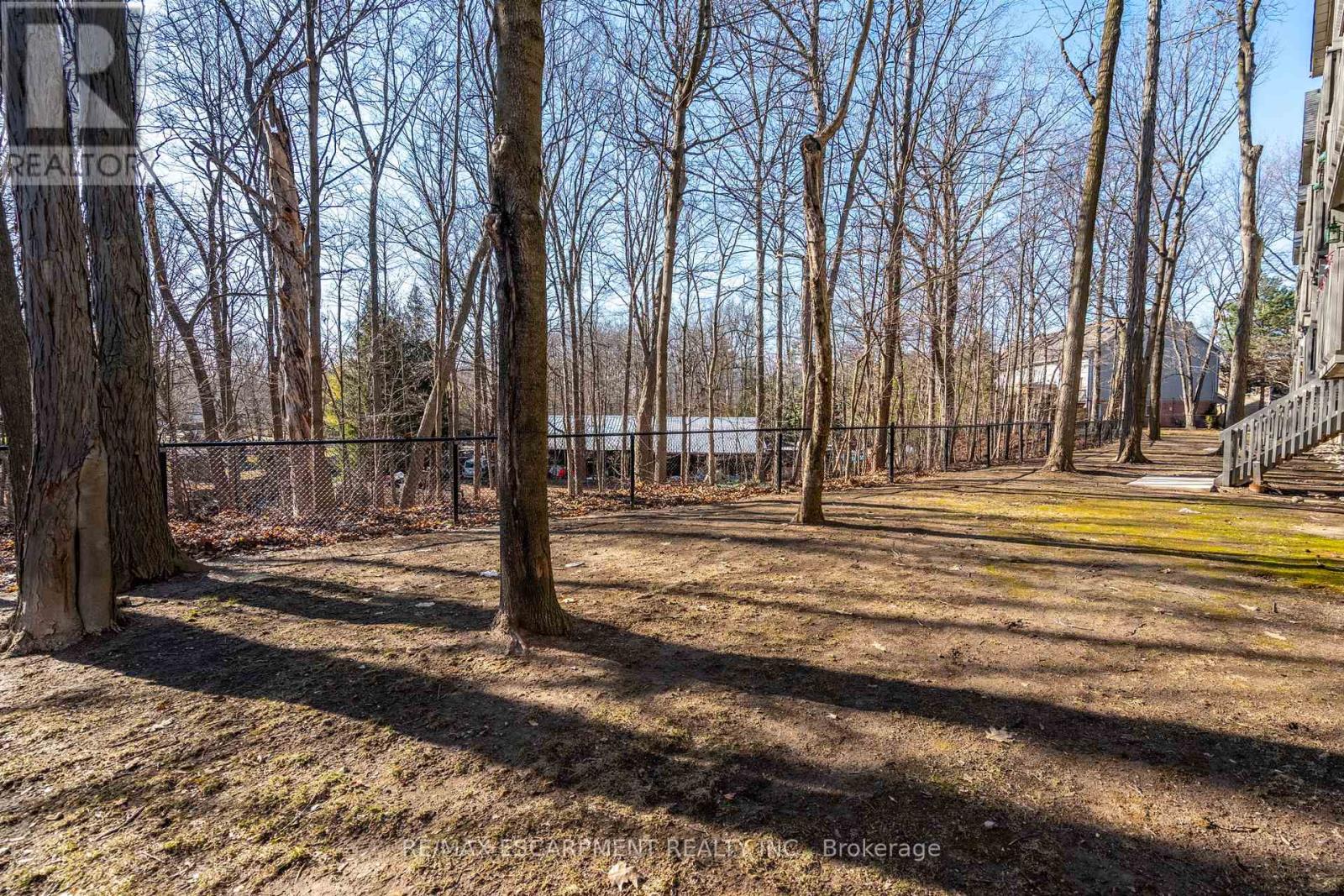 Photo 30 of 318 2040 Cleaver Avenue, Burlington ON
