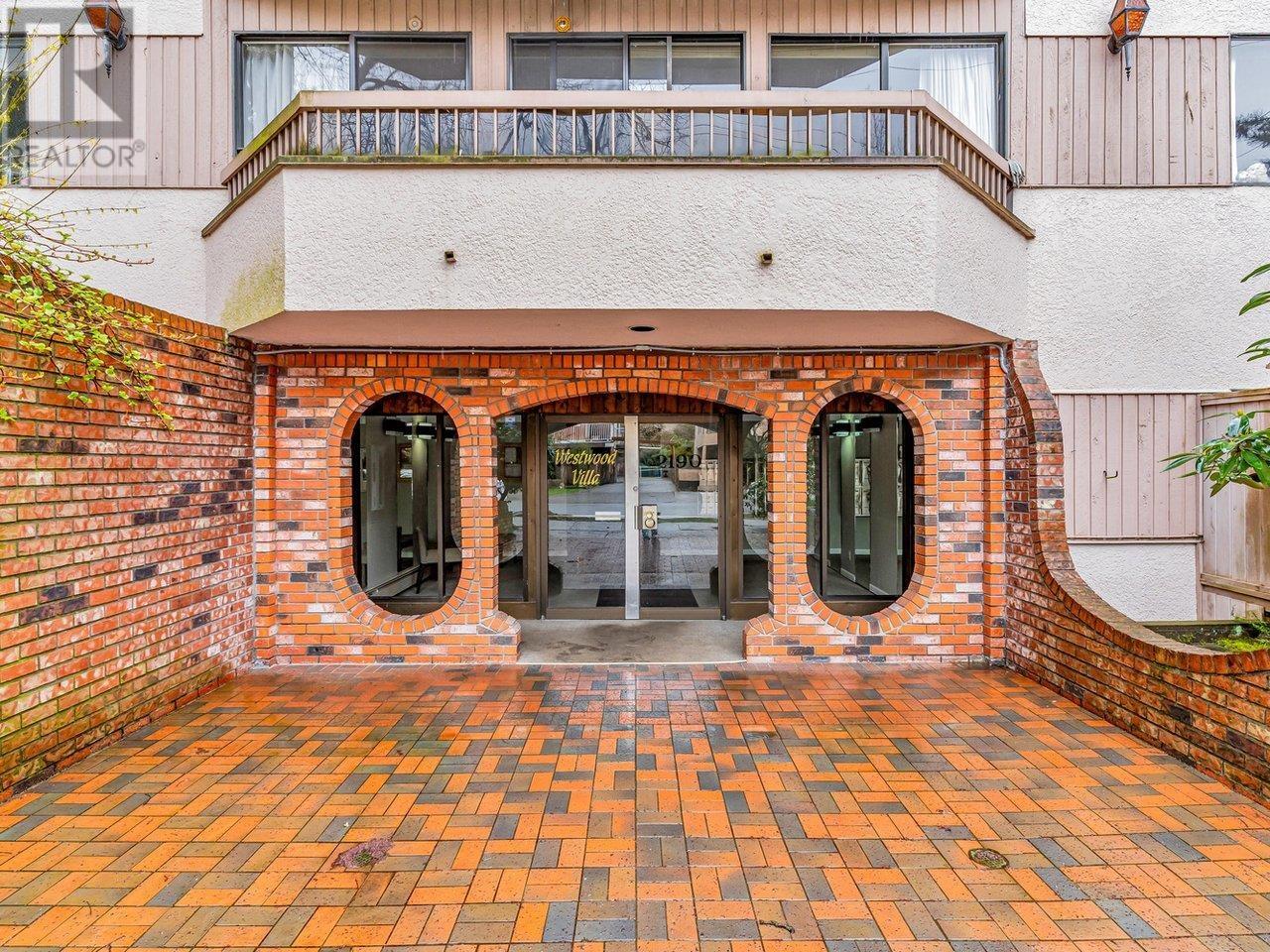 Photo 22 of 103 2190 W 8th Avenue, Vancouver BC