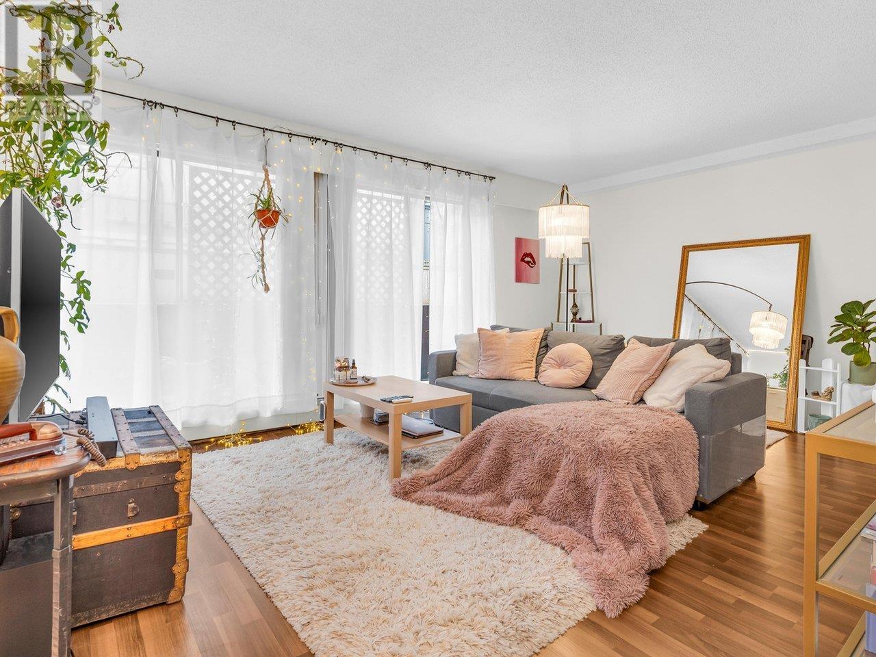 Photo 1 of 103 2190 W 8th Avenue, Vancouver BC