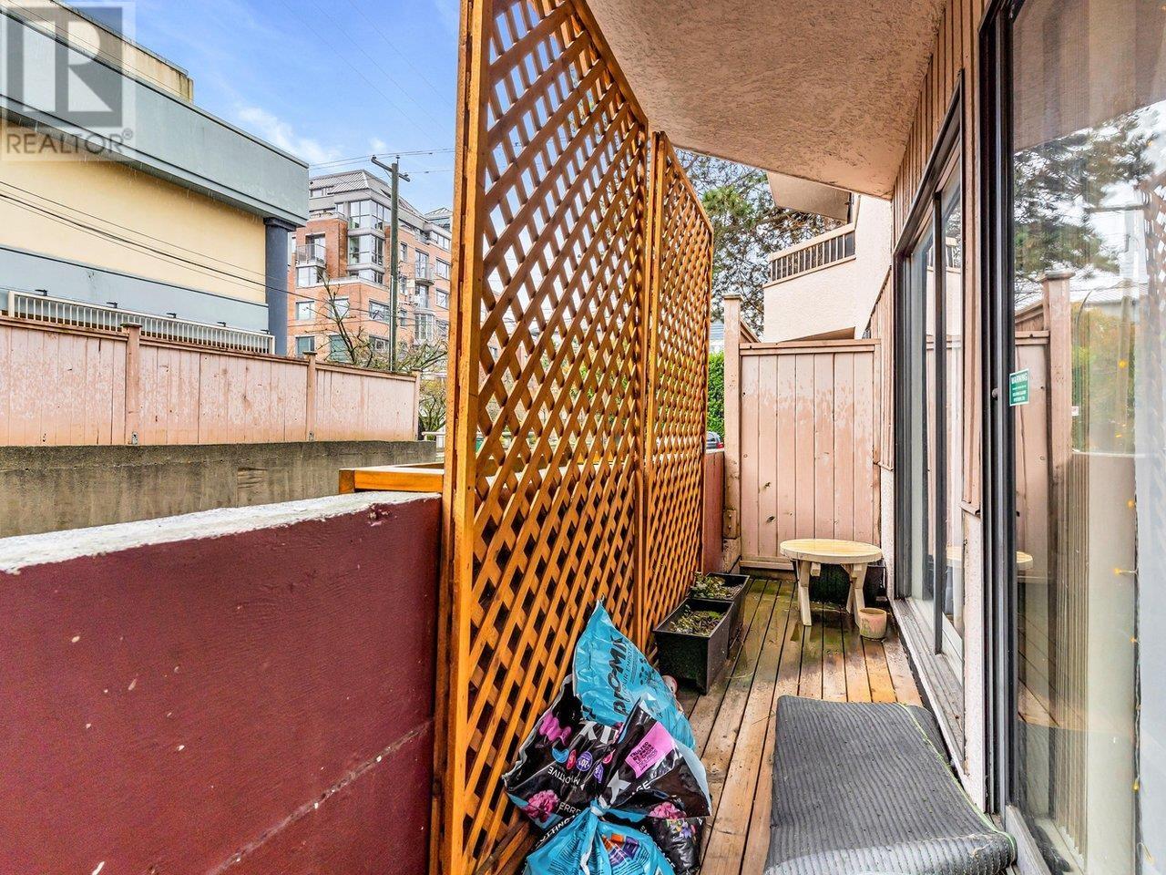 Photo 19 of 103 2190 W 8th Avenue, Vancouver BC