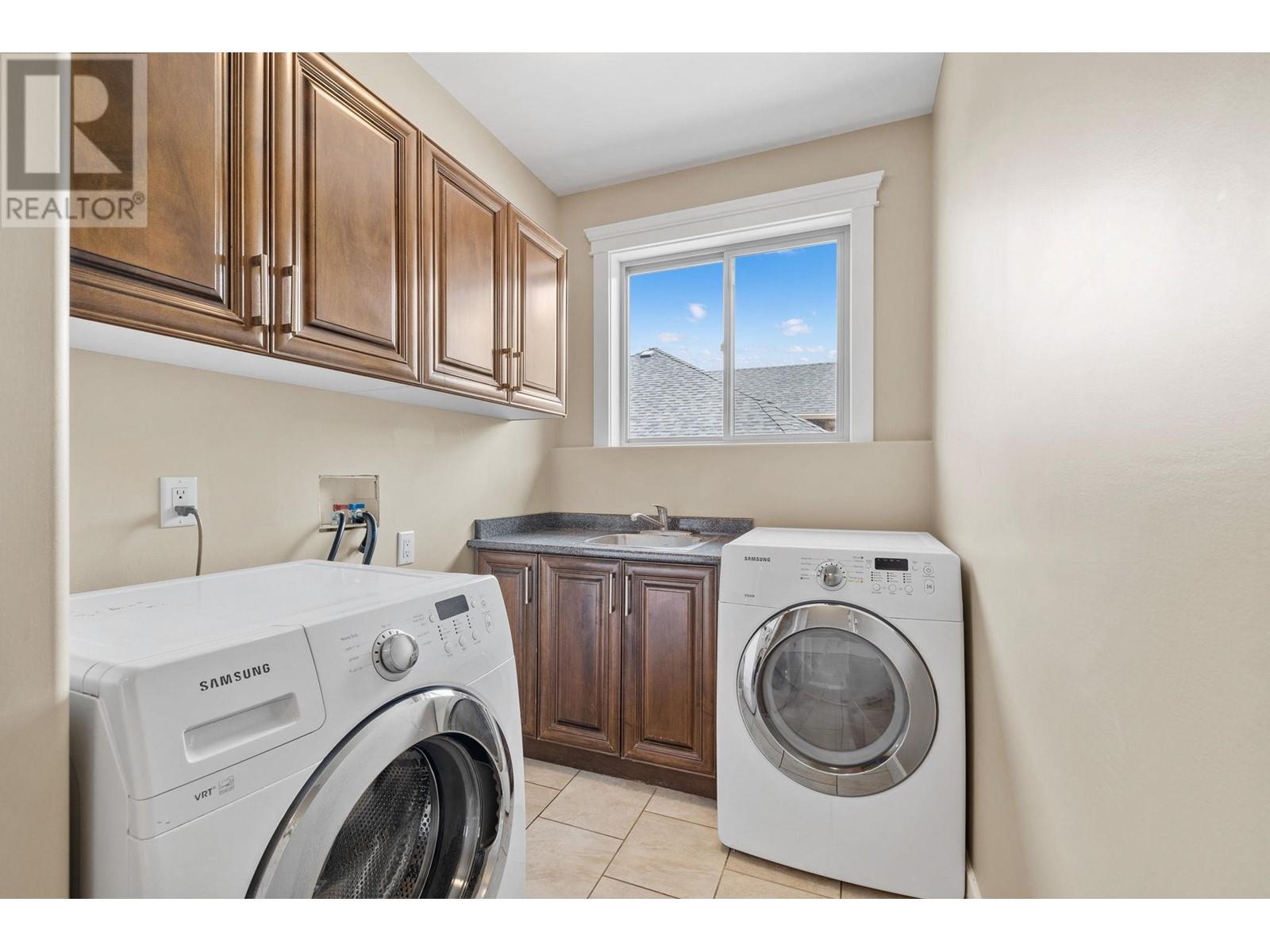  368 Trumpeter Court, Kelowna