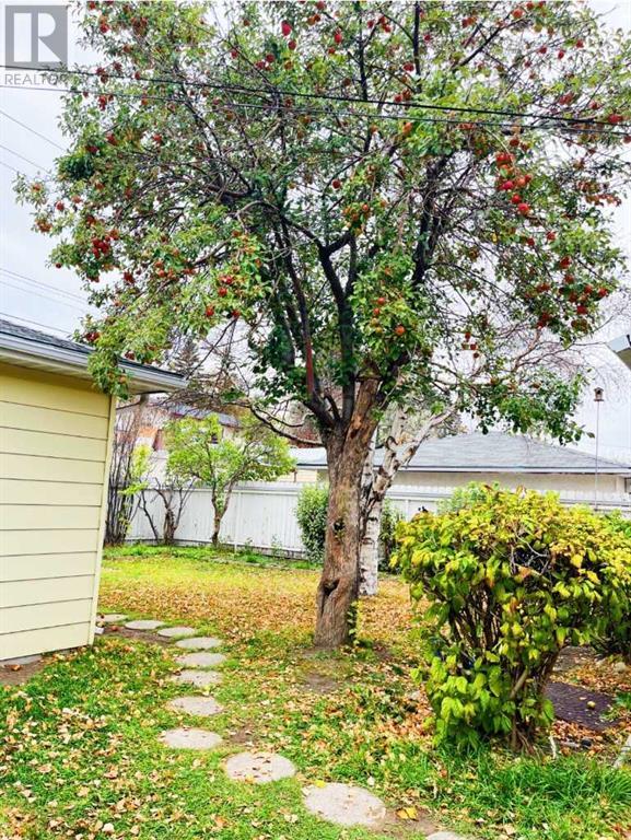 Single Family House Bungalow for Sale in  Huntercrest Road NW Huntington Hills Calgary 