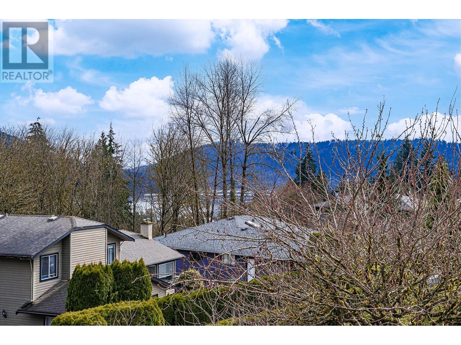 4130 RUSSELL COURT, North Vancouver
