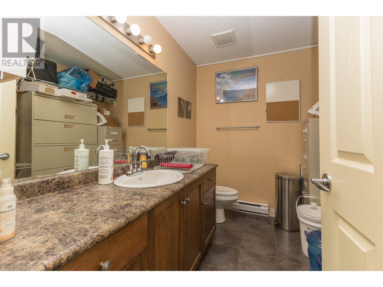 Photo 10 of 140 Harbourfront Drive Ne Unit 2 Lot 2, Salmon Arm BC