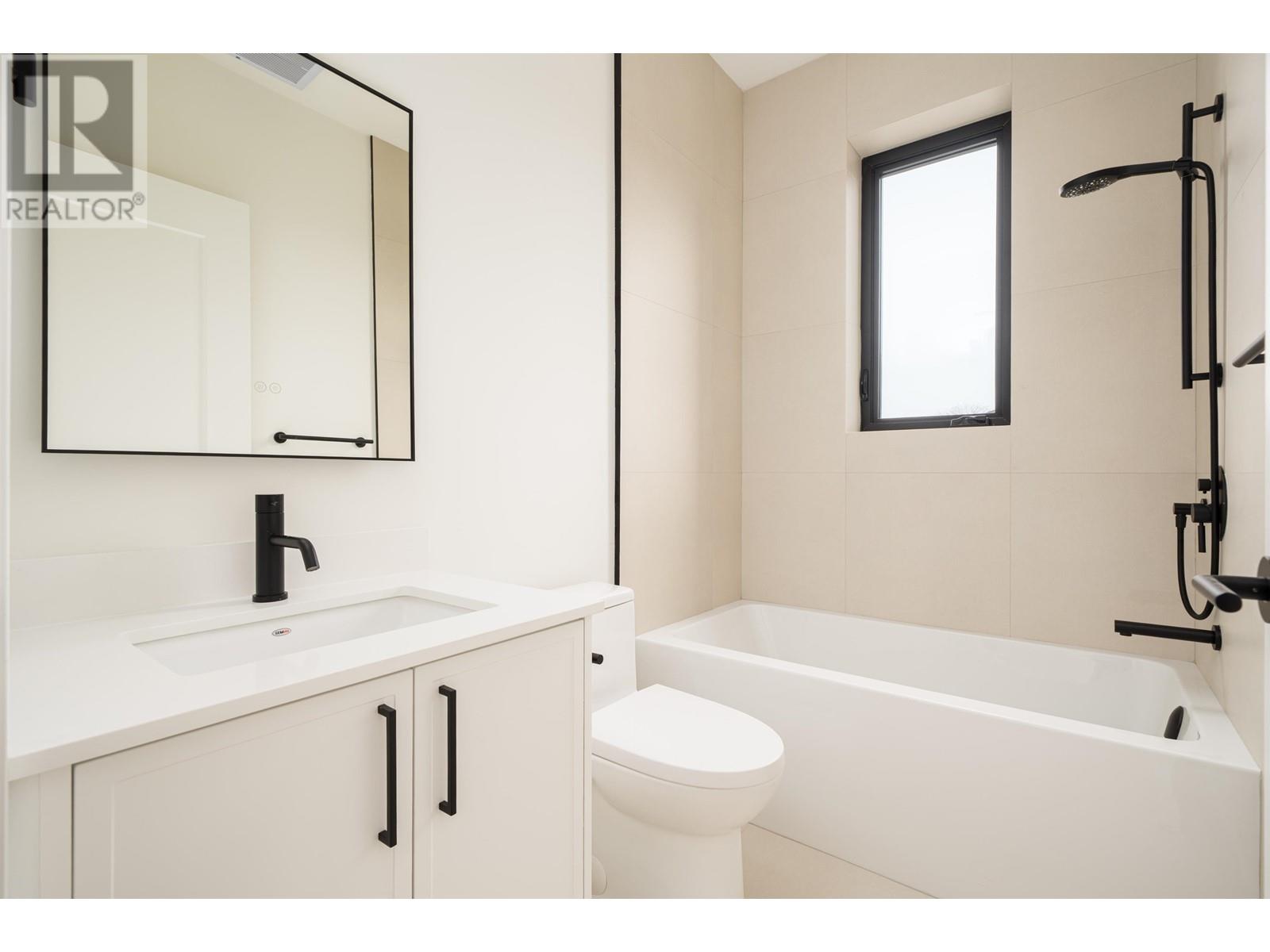 8086 LAUREL STREET, Vancouver