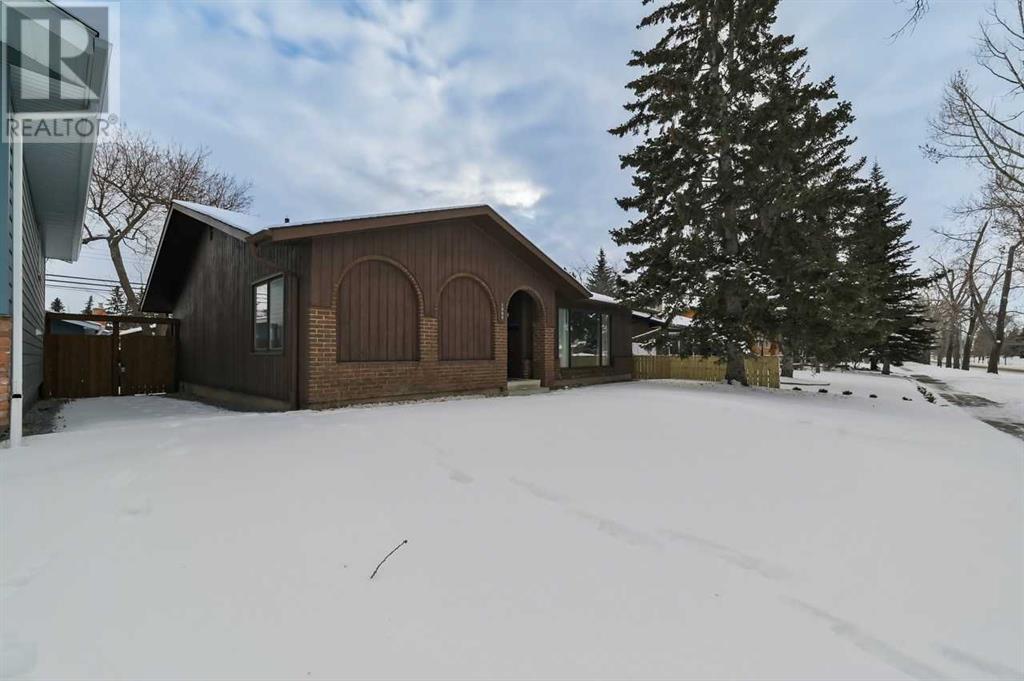 Single Family House Bungalow for Sale in  Acadia Drive SE Lake Bonavista Calgary 