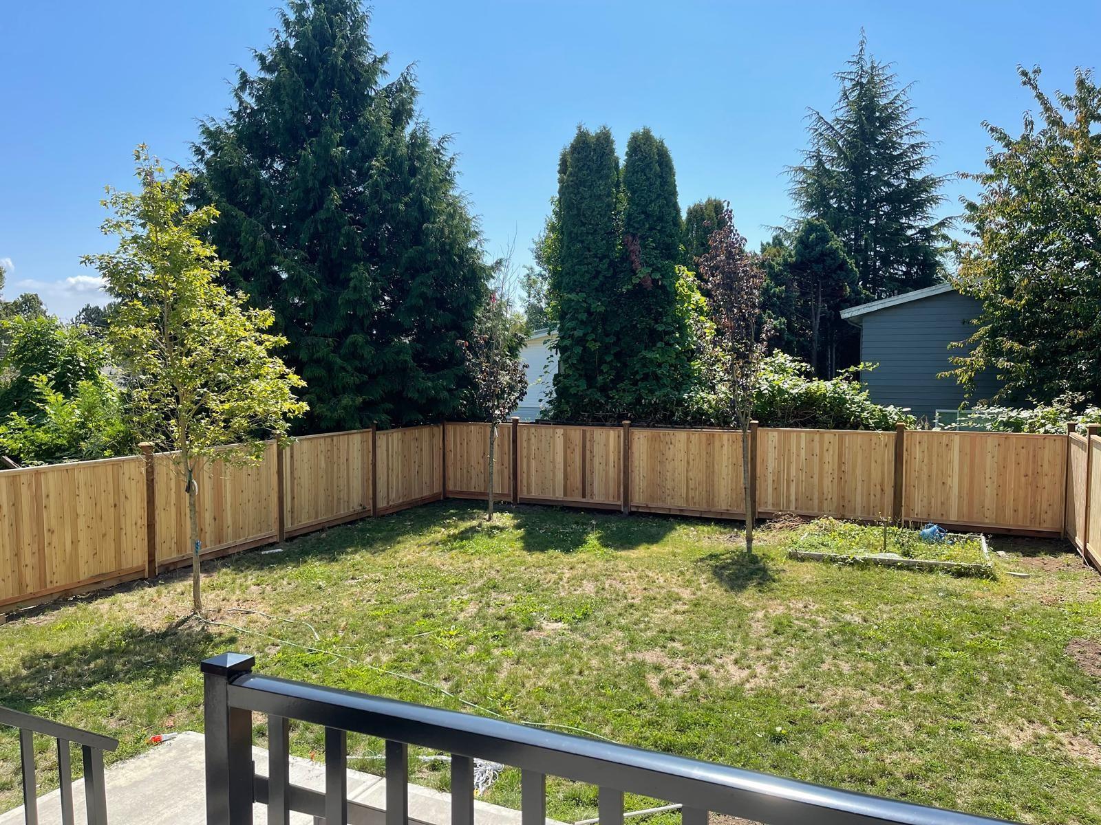 15908 RUSSELL AVENUE, White Rock real estate listing R2978231
